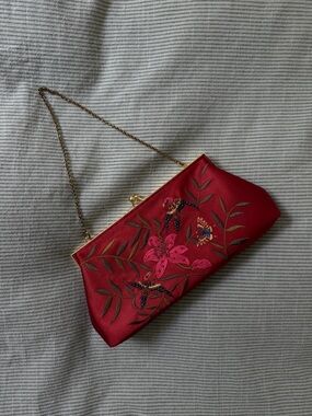 Red Embroidered Floral Evening Bag with Gold Chain